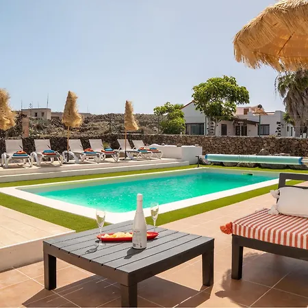 Casa vacanze In Fuerteventura With Private Pool, Cleaning Included La Oliva